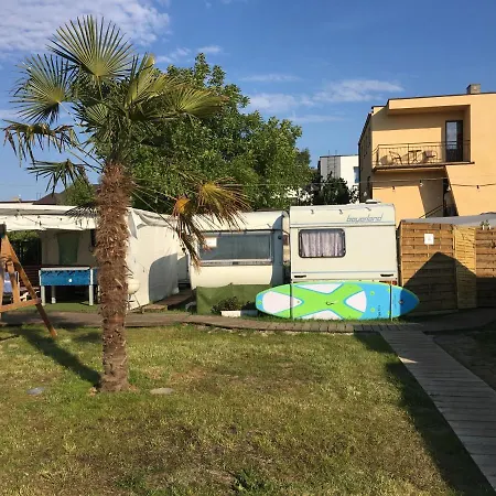 캠프장 Przyczepa Sun De Miro Ii Surf Wioska *